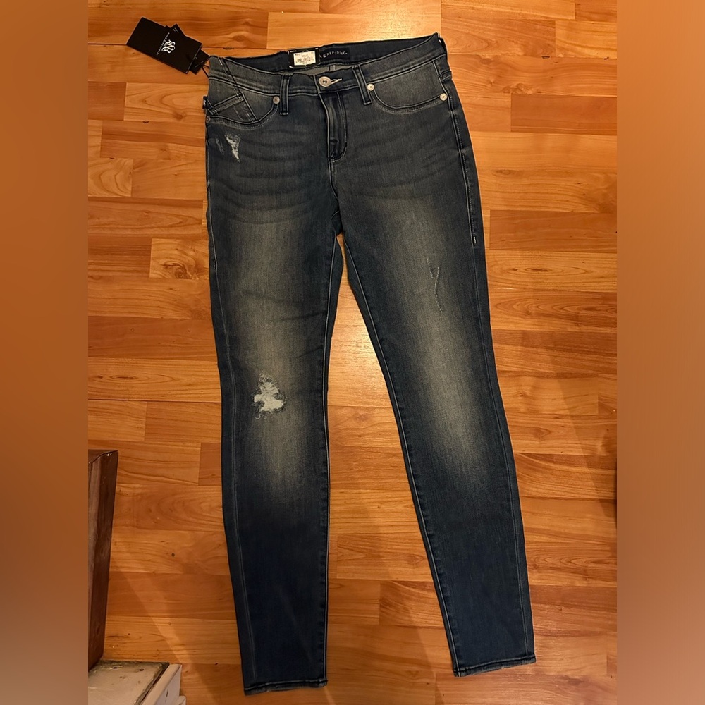 NWT distressed Rock & Republic Jean Leggings/jeggings size 8M ankle